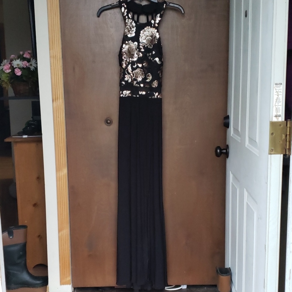 Prom/homecoming dress